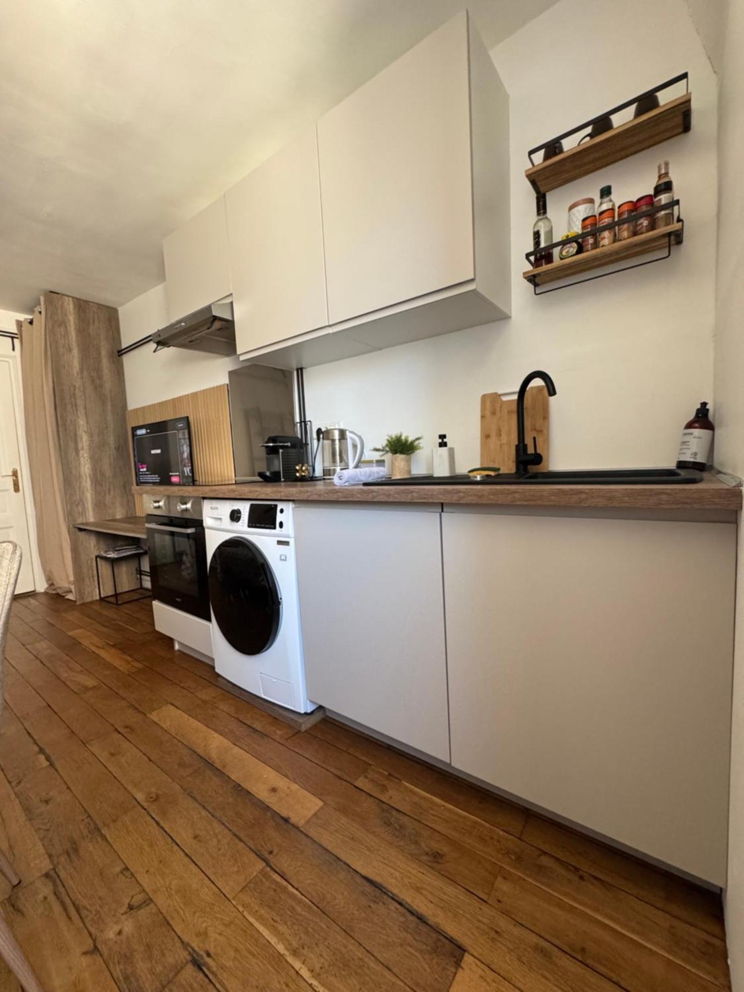 Charmant Appartement Au Coeur De Bourges Ngoại thất bức ảnh